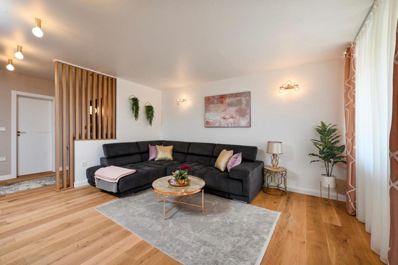 S Design Apartment ザダル エクステリア 写真